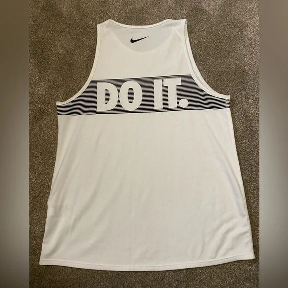 Women’s Nike JUST DO IT tank top - Picture 2 of 3